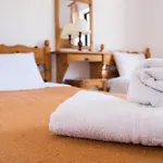 Tonia Apartments And Studio
