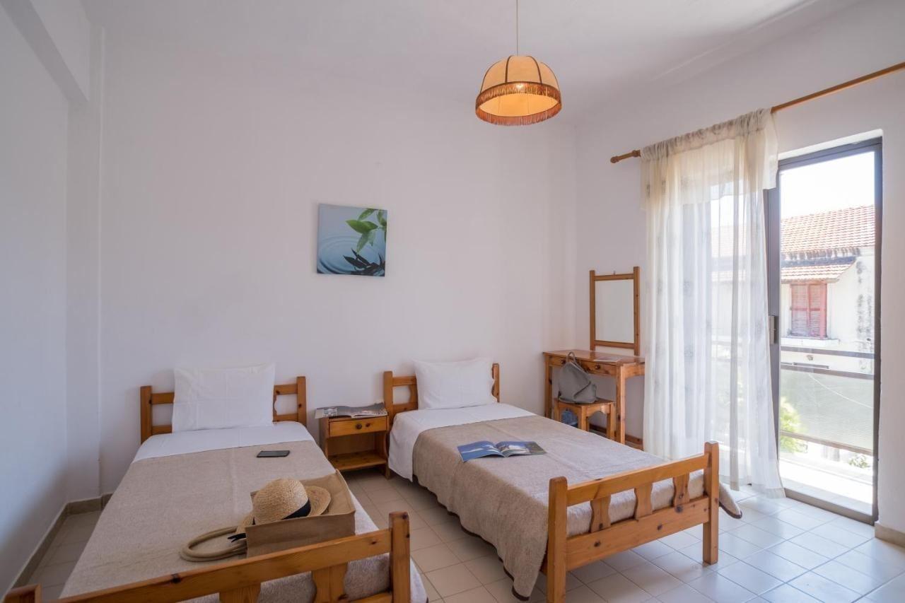 Tonia And Hotel Agios Markos